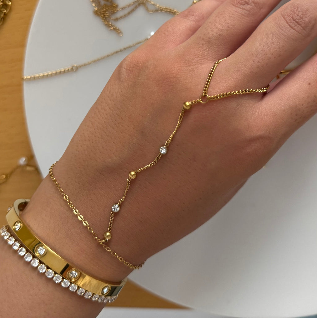 Glamie Karma handchain