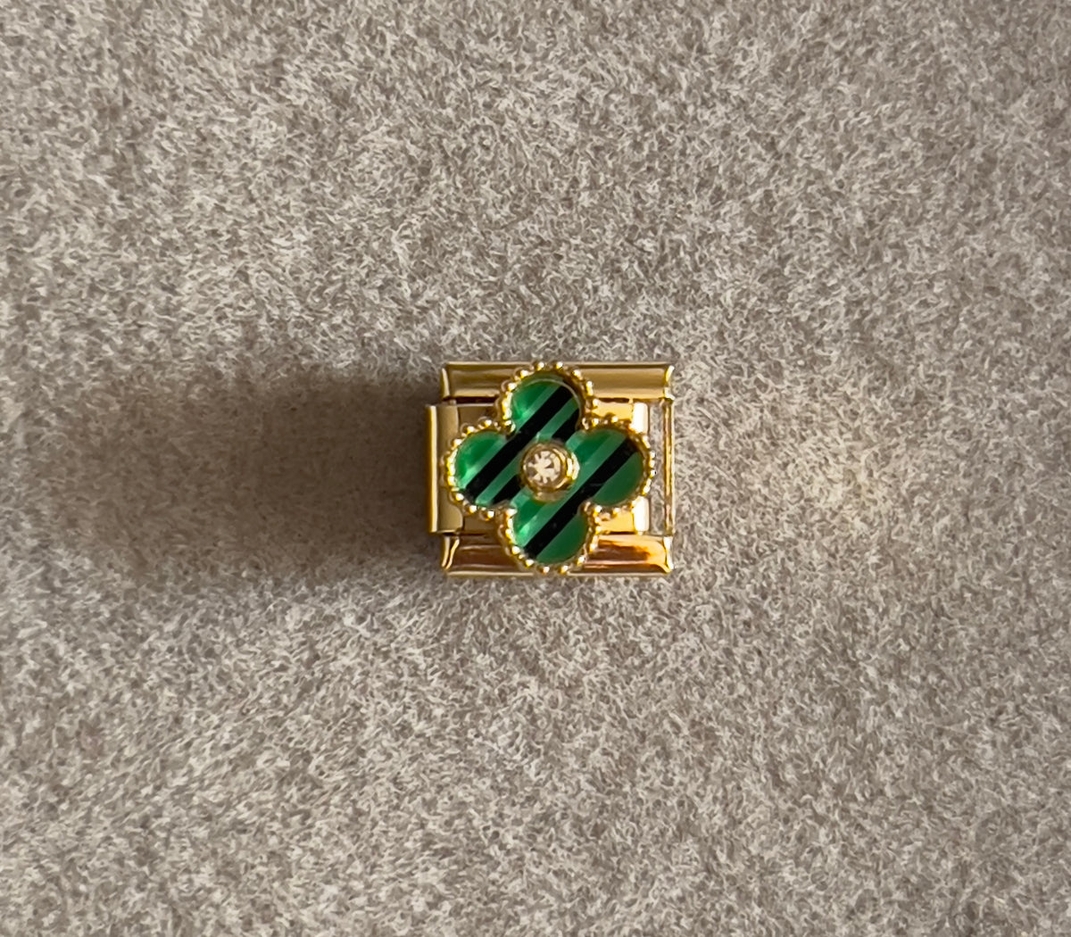 Green vancleef charm