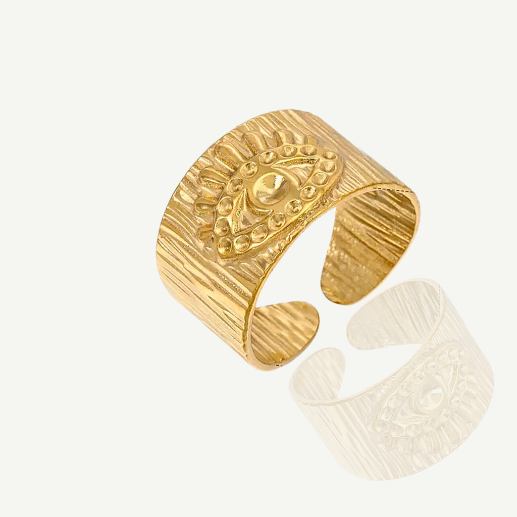 Chunky evileye ring