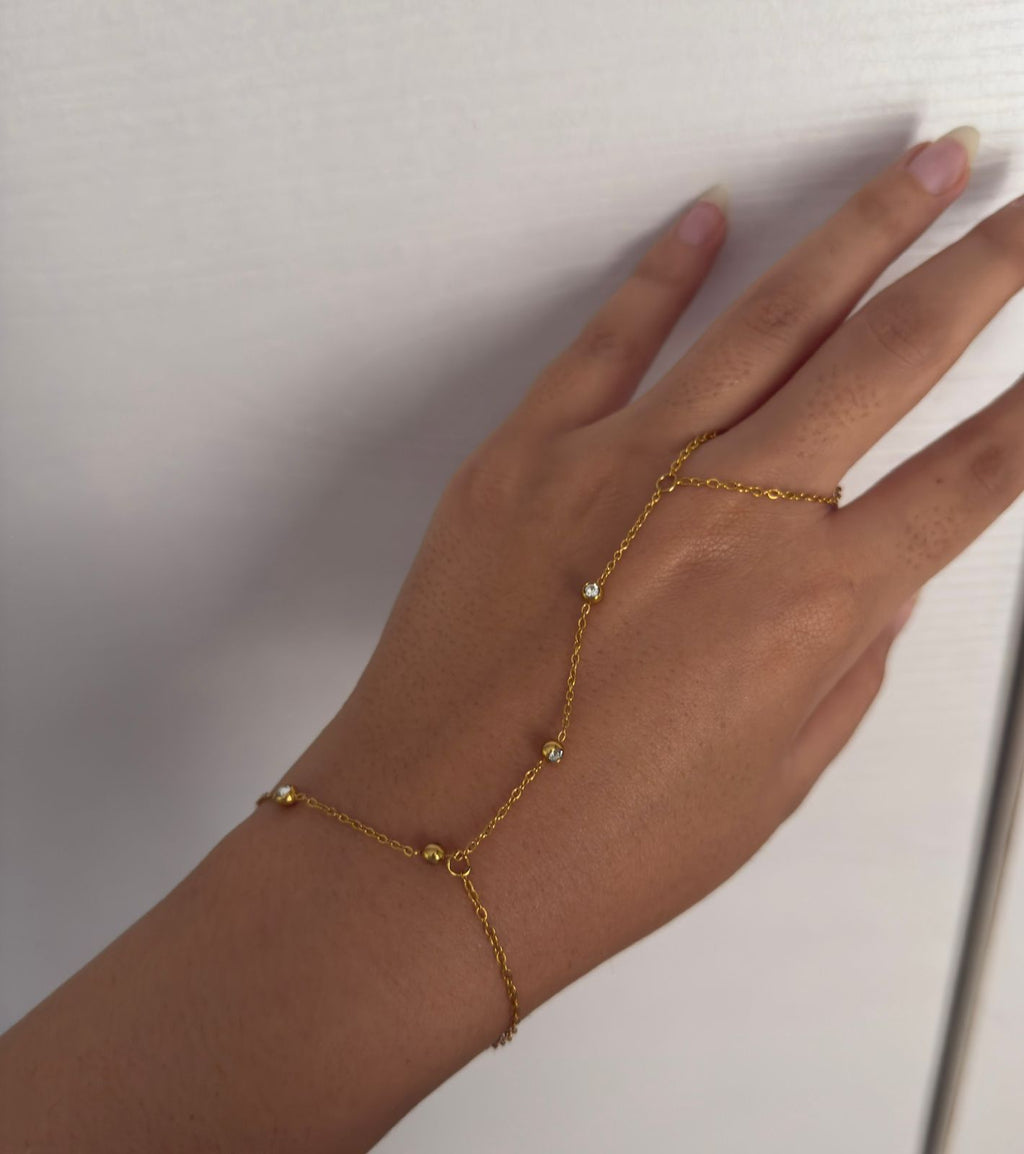 Glamours Handchain