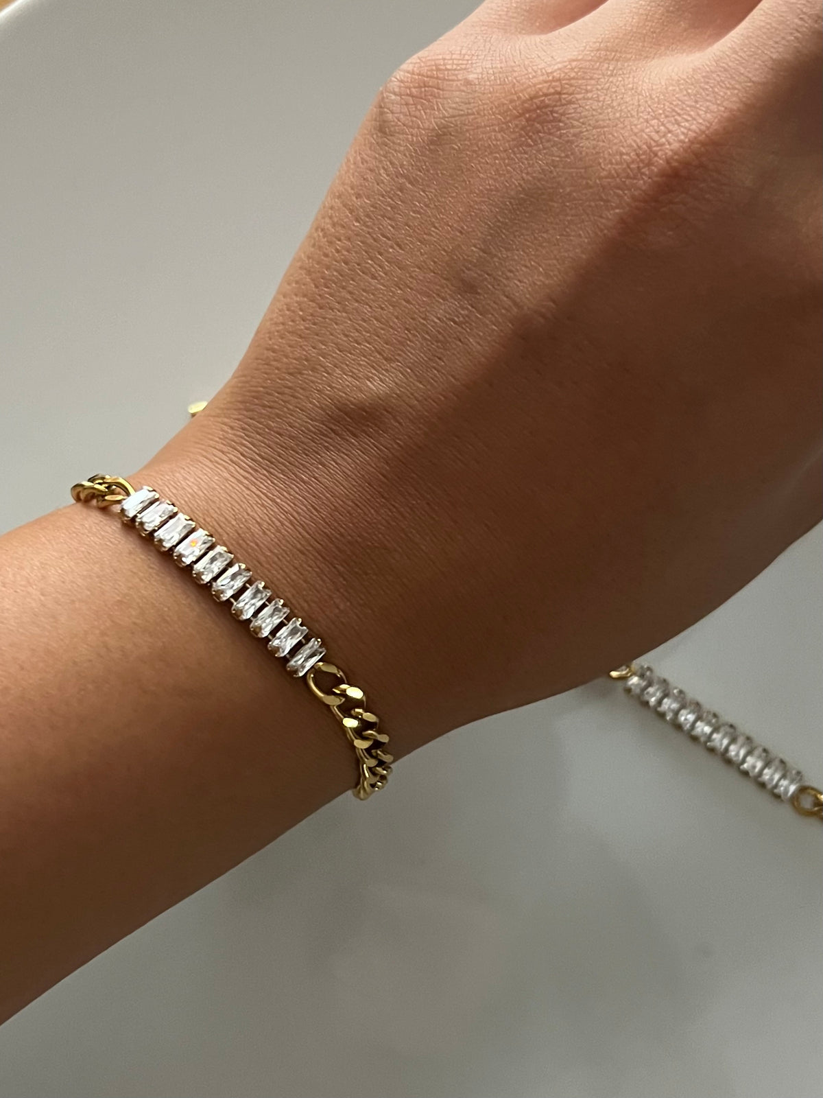 Tennis chain bracelet