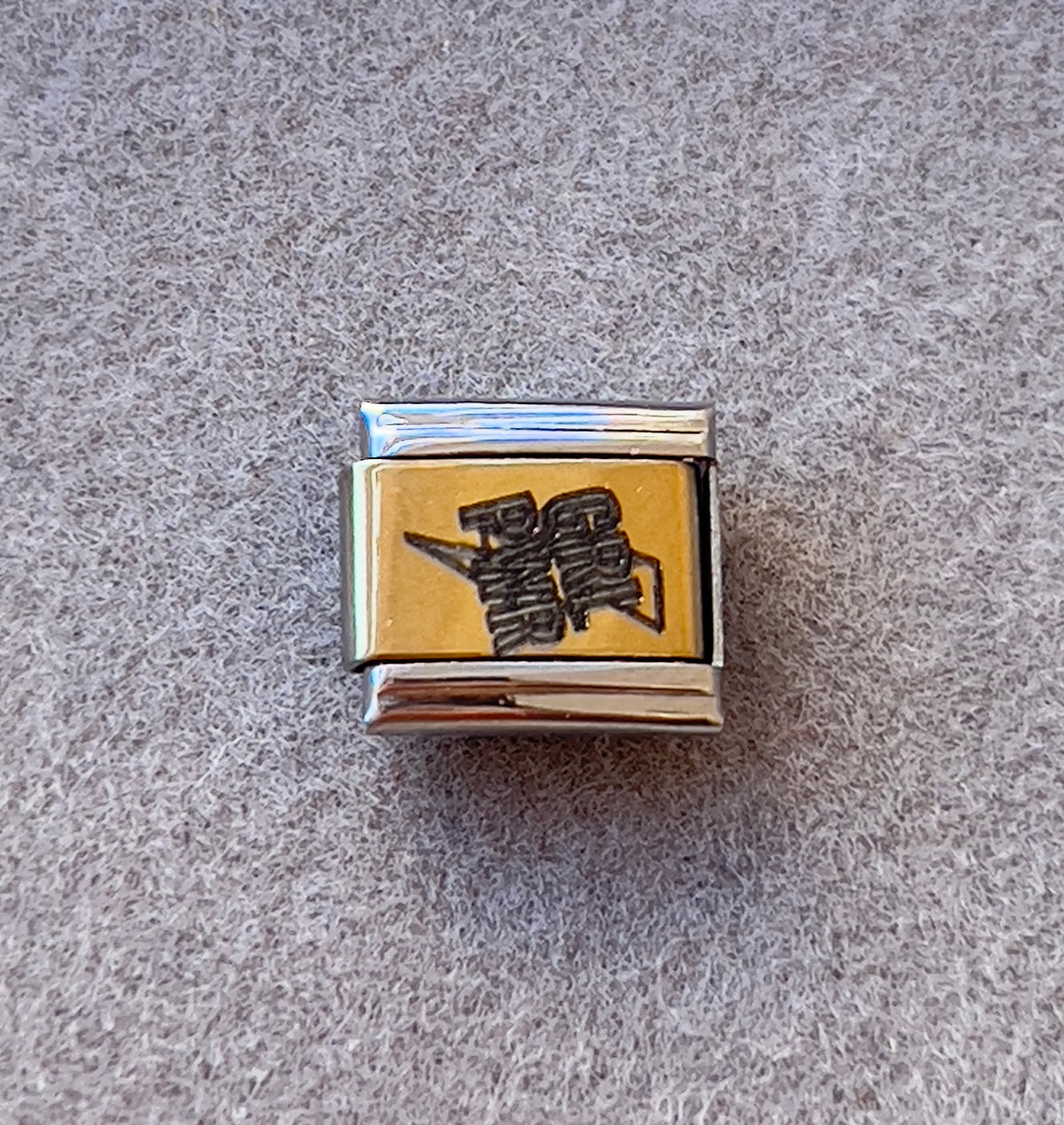 GRL PWR charm