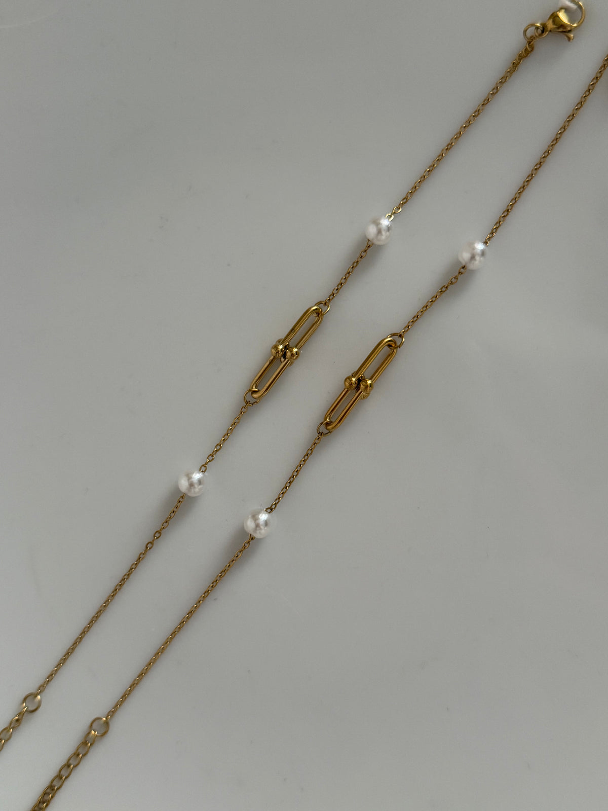 Pearly Tiffany